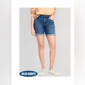 Old Navy Mid-Rise Wow Jean Shorts for Women -- 7-inch inseam